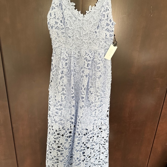Astr the label blue sky lace dress - Picture 1 of 4